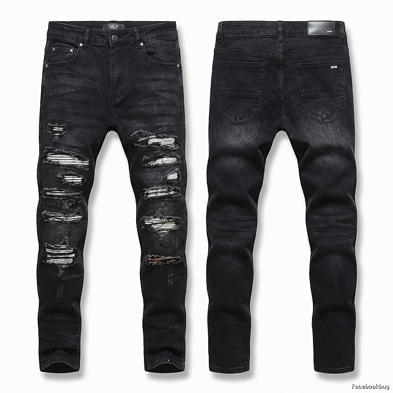 AMI Trendy Ripped Jeans with a Cool Style