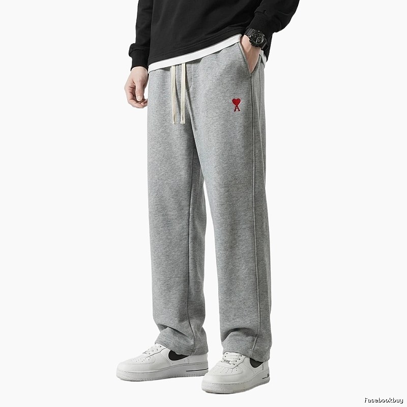 AMI&EASY Love Trendy Grey Sweatpants