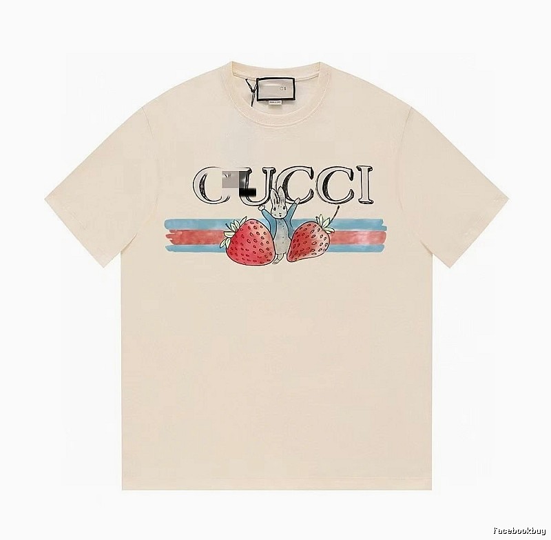 Gucci Strawberry Rabbit Print Vintage Off-white Short Sleeve T-Shirt