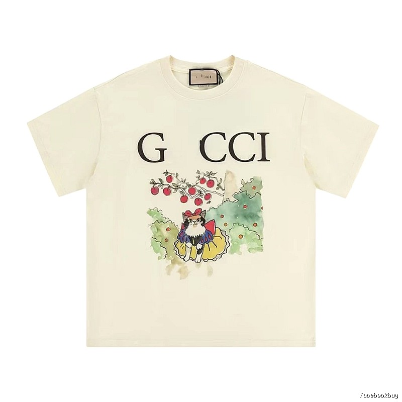 Gucci Vintage-Style Off-White Cat Print T-Shirt