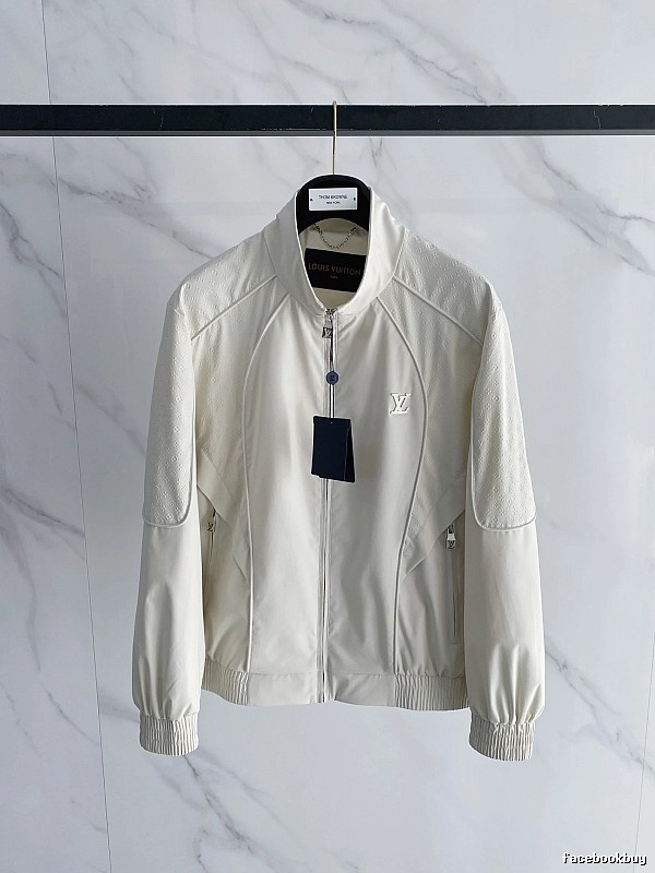 Light Jacket by Arc’teryx with Cream Zip Jacket with Small