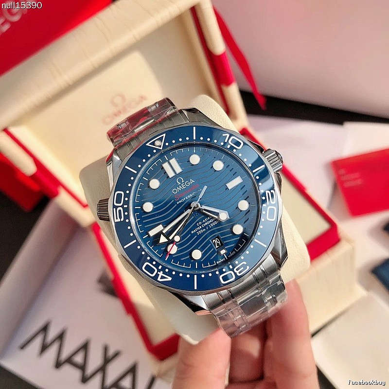 Omega Smart-Casual Seamaster Dive Watch - blue wave dial
