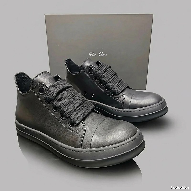 Rick Owens dark - style high - top black shoes