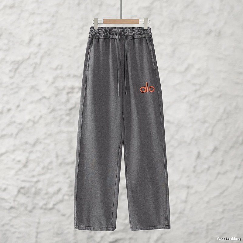 Signature Edit Alo Yoga Wide Lounge Pants - Gray