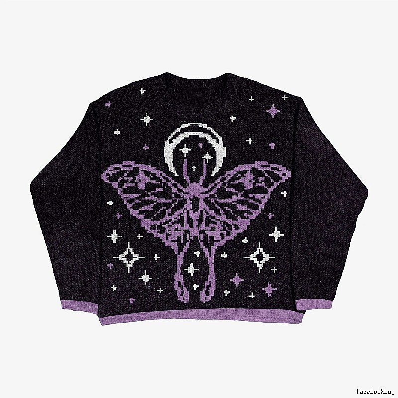 Streetwear Anime graphic sweater Black Knit Top with Logo Accent