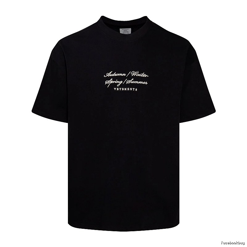 Summer Statement graphic T-shirt Black Colorful Lucky with Bold Graphic