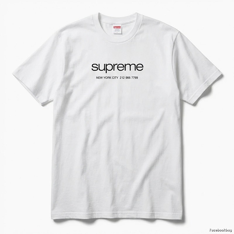 Supreme minimalist style white T-shirt