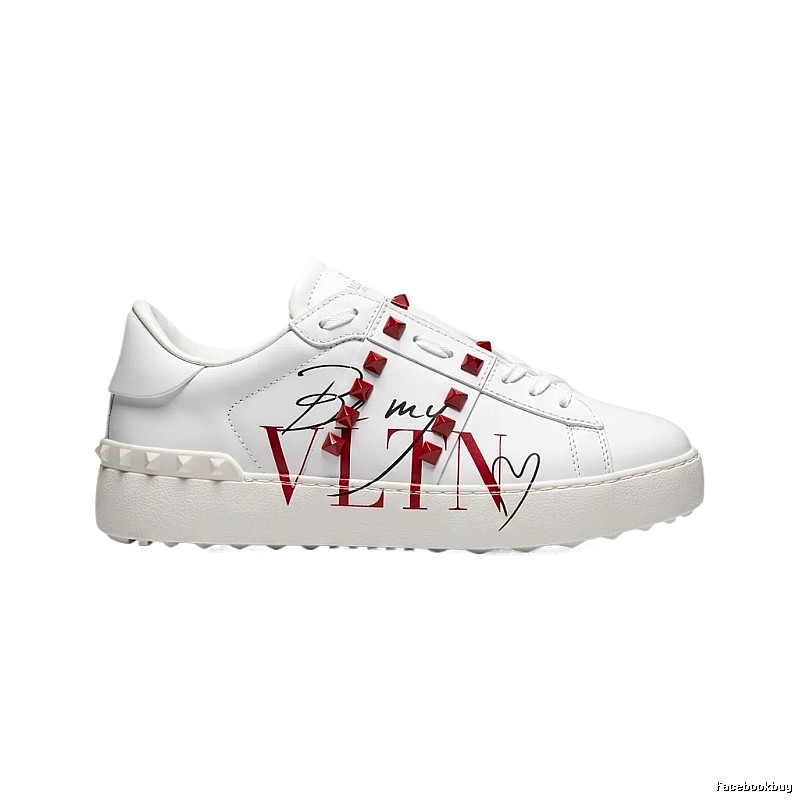 Valentino rivet trendy white shoes